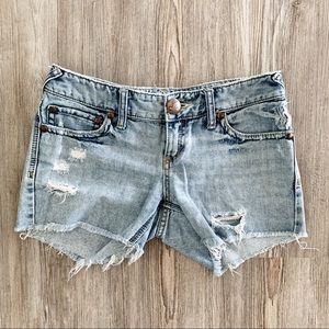 Free People // Denim Shorts ✨